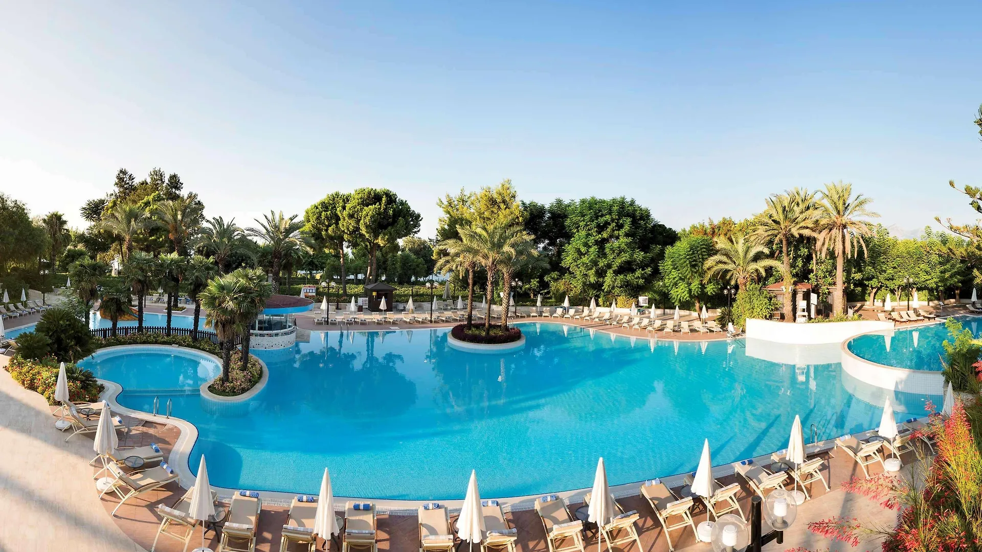 Hotel Rixos Downtown Antalya - The Land Of Legends Access