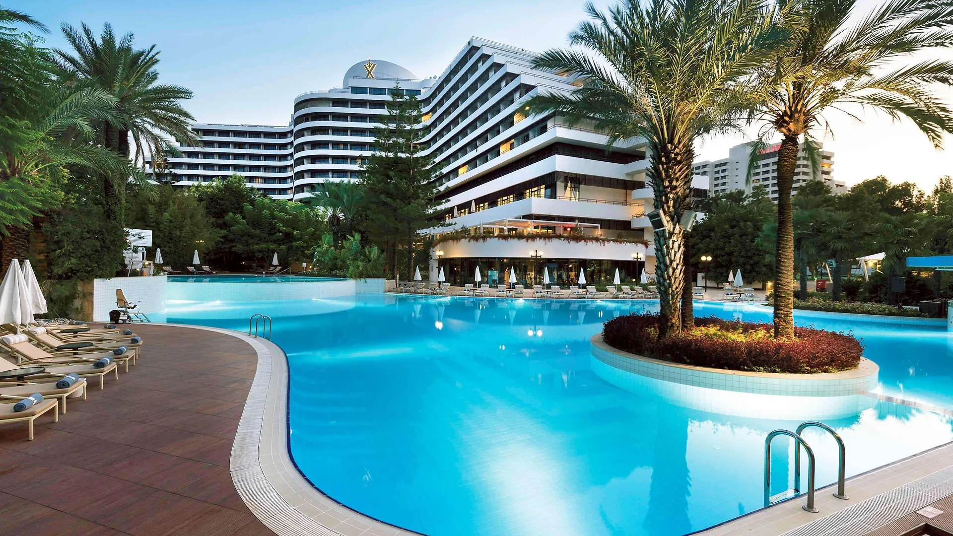 מלון Rixos Downtown Antalya - The Land Of Legends Access