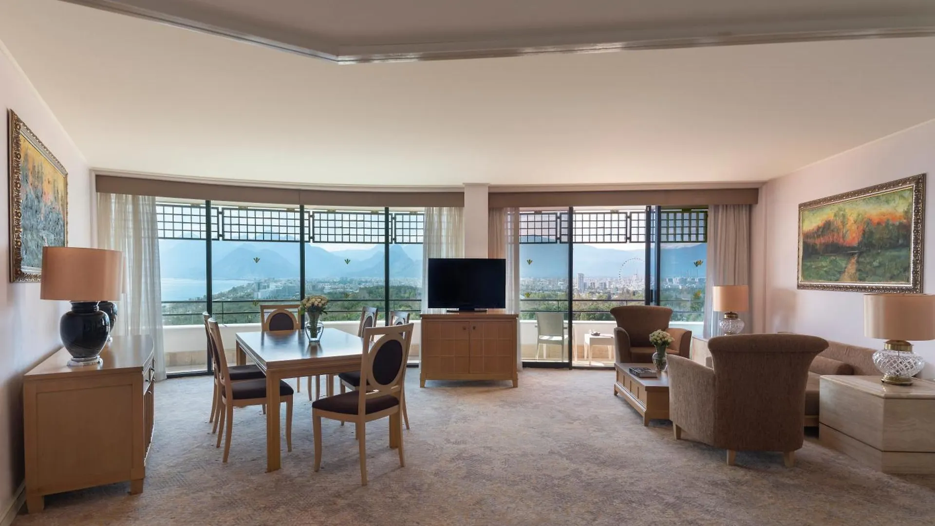 Hotel Rixos Downtown Antalya - The Land Of Legends Access