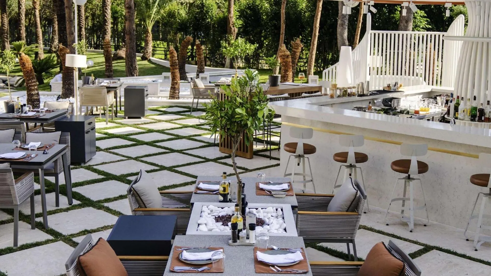 Hotel Rixos Downtown Antalya - The Land Of Legends Access