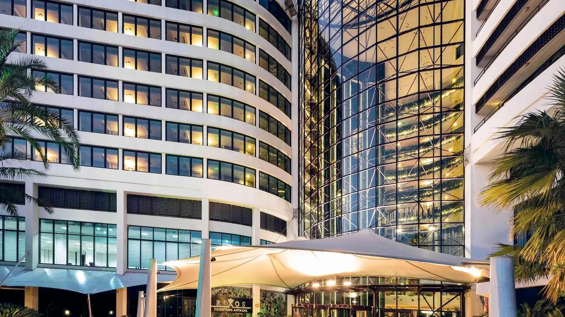 Hotel Rixos Downtown Antalya - The Land Of Legends Access